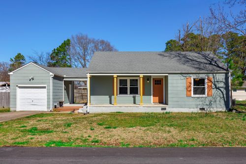 4323 Spriggs St, Chattanooga, TN, 37412-2743 | Card Image