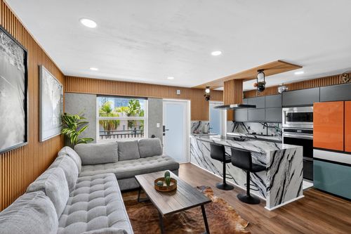 apt-32-363 Washington Ave, Miami Beach, FL, 33139-6932 | Card Image