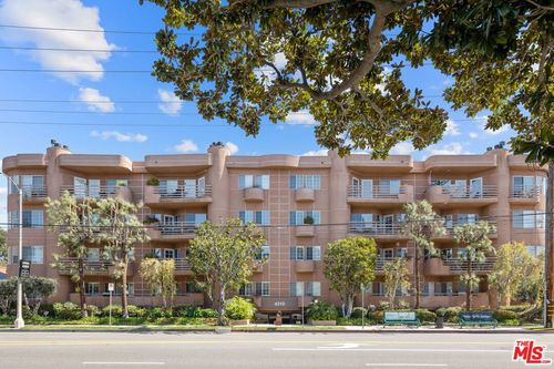 203-4310 Cahuenga Blvd, Toluca Lake, CA, 91602-2830 | Card Image