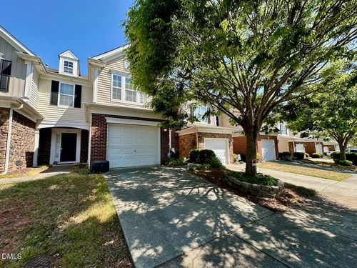 8318 Pilots View Dr, Raleigh, NC, 27617-8725 | Card Image
