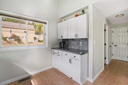 82-82 Spinnaker Way, Portsmouth, NH, 03801-3370 | Card Image