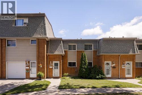 137-2626 Vine Court, Windsor, ON, N8T2X3 | Card Image