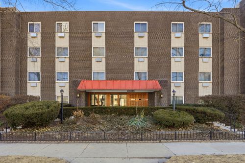 apt-205-10015 Beverly Dr, Skokie, IL, 60076-1059 | Card Image