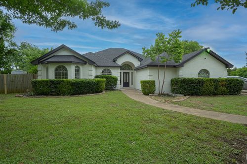214 Pearly Top Dr, Glenn Heights, TX, 75154-8148 | Card Image