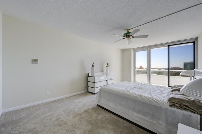 APT-17C - 525 S Flagler Dr, Condo with 2 bedrooms, 2 bathrooms and null parking in West Palm Beach FL | Image 12