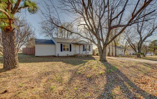 200 W 44th St, Sand Springs, OK, 74063-3246 | Card Image