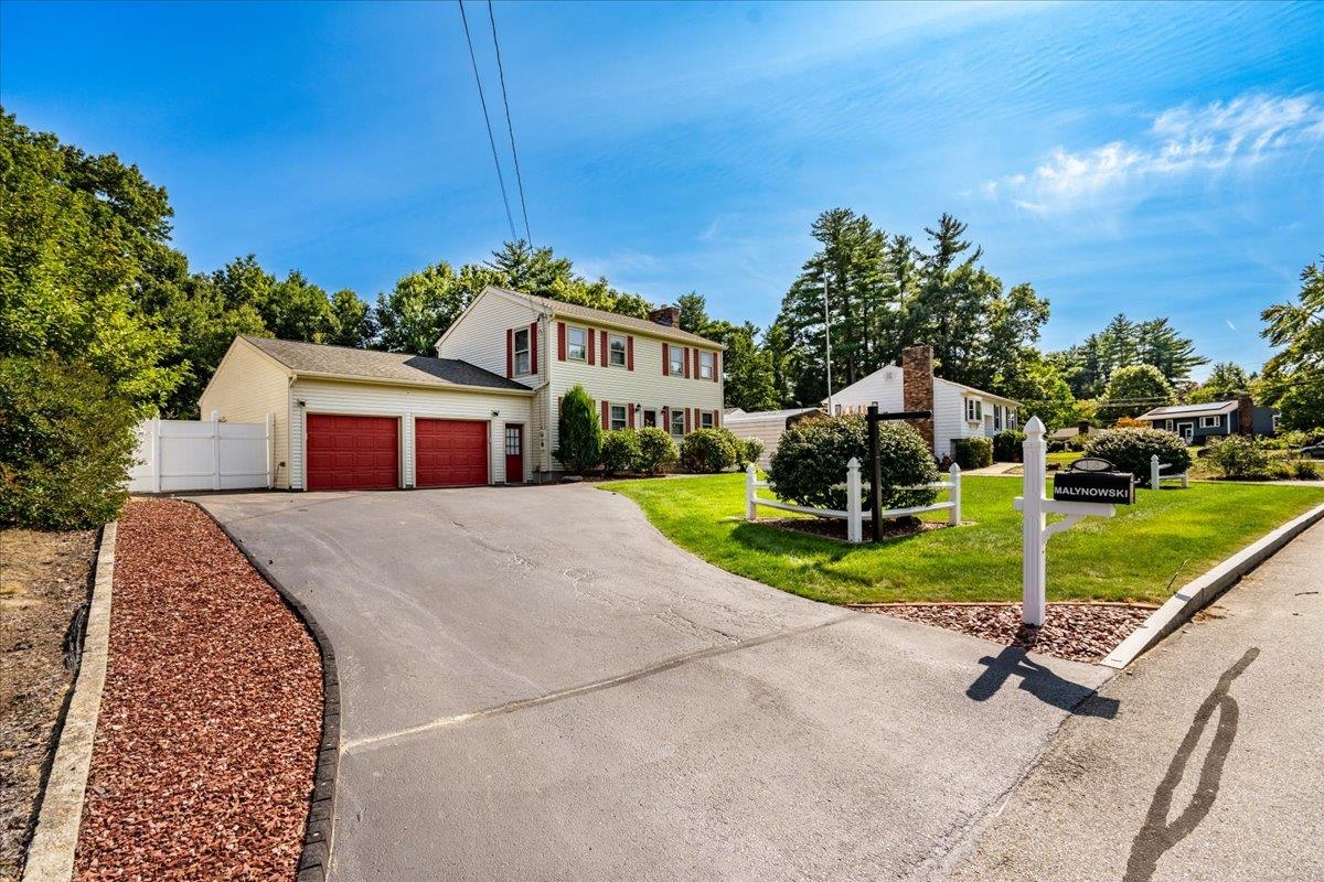 Glen Forest Dr, Manchester, NH 03109