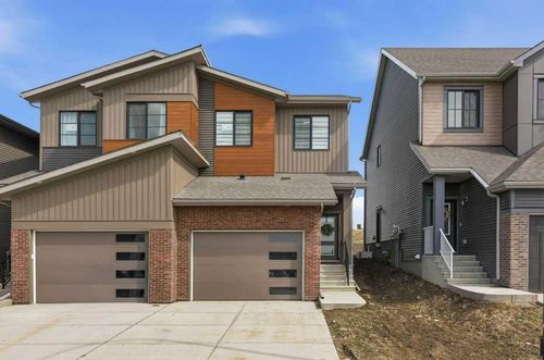 55 Heritage Manor, Cochrane, AB, T4C3K7 | Card Image