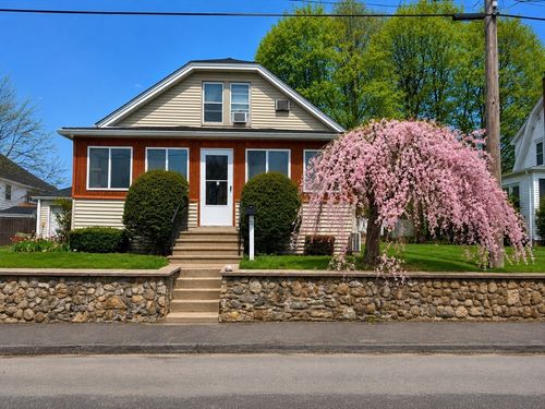 11 Everett Ave, Webster, MA, 01570-1912 | Card Image