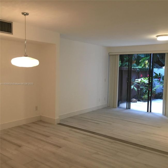 APT-8 - 2180 Brickell Ave, Townhouse with 2 bedrooms, 2 bathrooms and null parking in Miami FL | Image 21