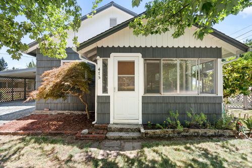 475 S 3rd St, Jacksonville, OR, 97530-9785 | Card Image