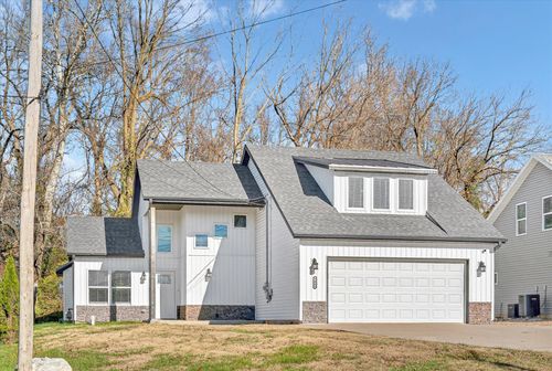 3009 E Republic Rd, Springfield, MO, 65804-6626 | Card Image