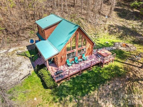 210 Chickadee Dr, Bryson City, NC, 28713-1678 | Card Image