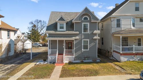 815 S 9th Ave, Scranton, PA, 18504-3559 | Card Image