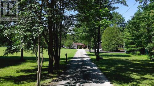 495204 Traverston Rd, Grey, ON, N0C1H0 | Card Image