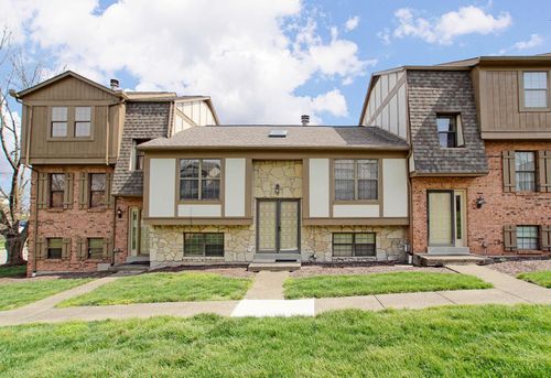 2 Fairgreen Cir, Fairfield, OH, 45014-6695 | Card Image