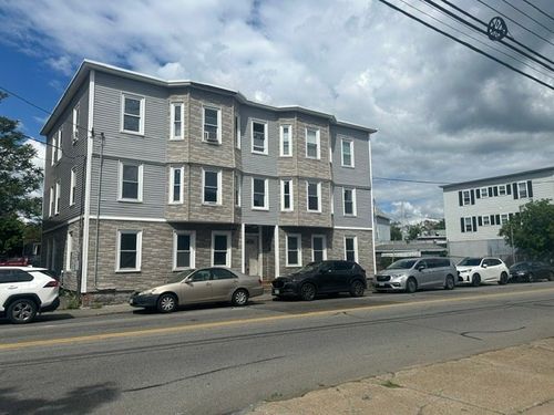 2left-754 Lakeview Ave, Lowell, MA, 01850-1849 | Card Image