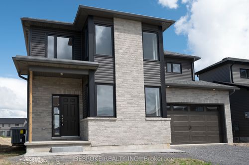 212 Beasley Cres, Picton, ON, K0K2T0 | Card Image