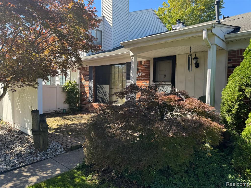Golfview Dr, Clinton Township, MI 48038 #1