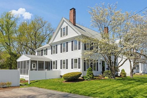 865 Washington St, Holliston, MA, 01746-3000 | Card Image