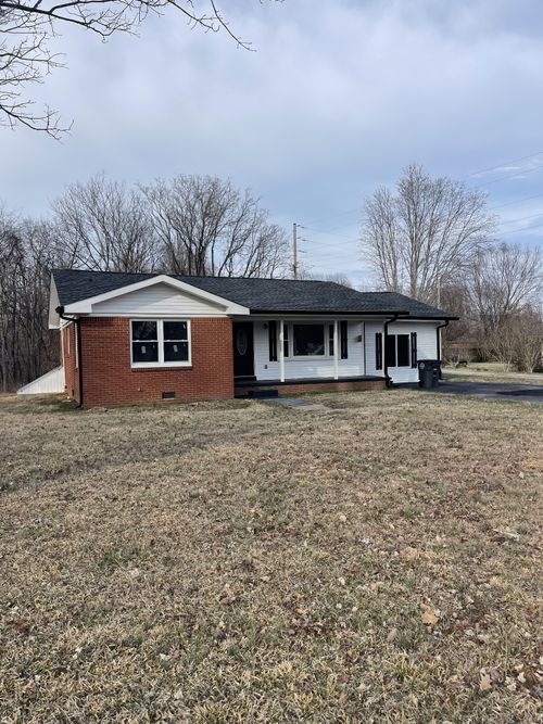 200 Mulberry Dr, Lafayette, TN, 37083-1815 | Card Image
