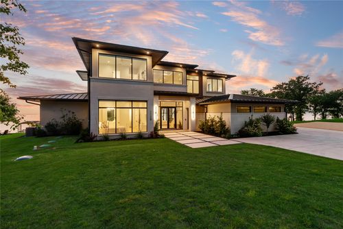 1124 Paradise Cv, Streetman, TX, 75859-7085 | Card Image