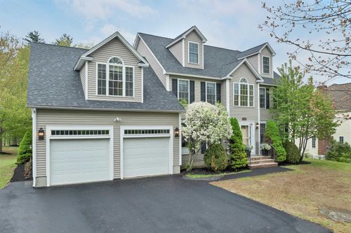6 Hancock Road, Windham, NH, 03087 | Card Image