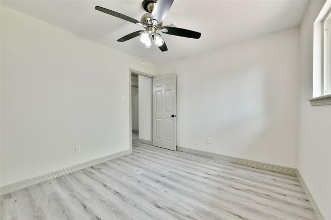 1921 Cripple Creek Ln, House other with 4 bedrooms, 2 bathrooms and 2 parking in Pearland TX | Image 22