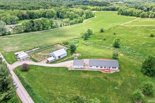 5428 S 525 W, Williamsport, IN, 47993-8326 | Card Image