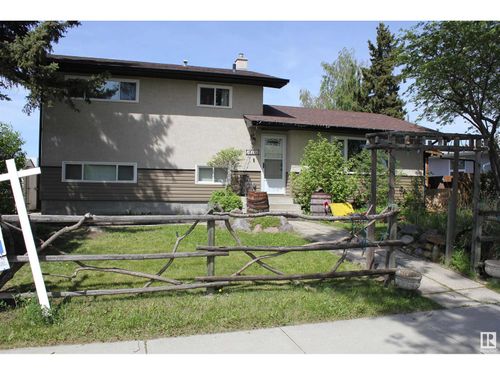 16222 92 Ave Nw, Edmonton, AB, T5R5C6 | Card Image