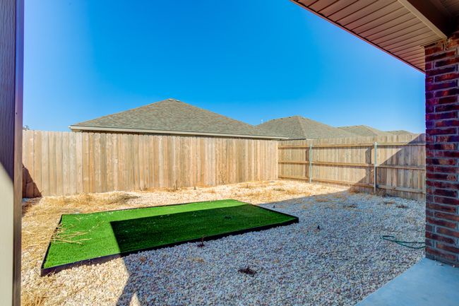 2109 Avenue J, Home with 6 bedrooms, 4 bathrooms and null parking in Lubbock TX | Image 4