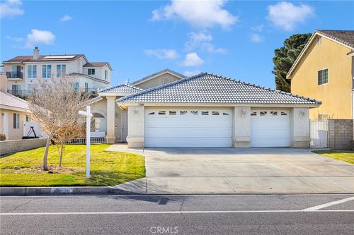 13900 Spring Valley Pkwy, Victorville, CA, 92395 | Card Image