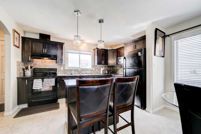 786 Silkstone Close W, Home with 3 bedrooms, 2 bathrooms and 2 parking in Lethbridge AB | Image 15
