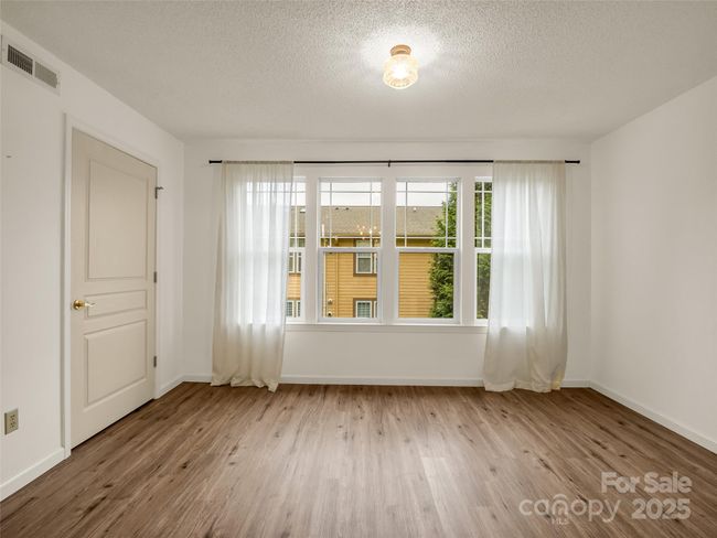 2403 Deermouse Way, Condo with 2 bedrooms, 2 bathrooms and null parking in Hendersonville NC | Image 18