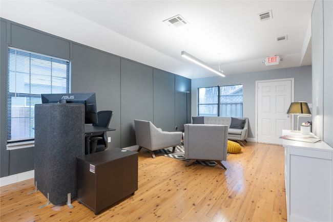 1309 Chestnut Ave, Home with 5 bedrooms, 4 bathrooms and 3 parking in Austin TX | Image 6