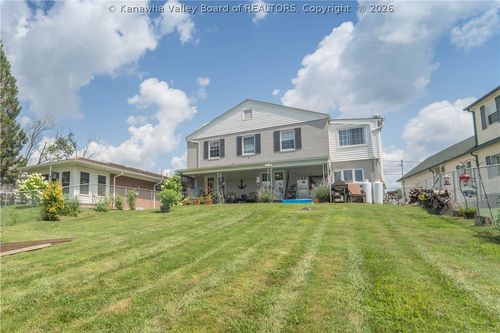 1324 Kanawha Ave, Dunbar, WV, 25064-2907 | Card Image