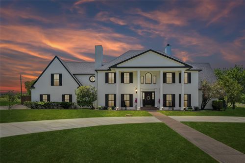 221 Carriage Hill Ln, Heath, TX, 75032-8921 | Card Image