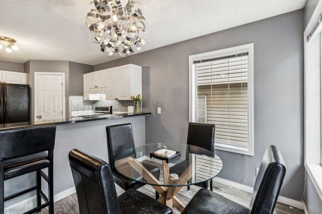 48 Hidden Creek Rise Nw, Home with 3 bedrooms, 2 bathrooms and 2 parking in Calgary AB | Image 12
