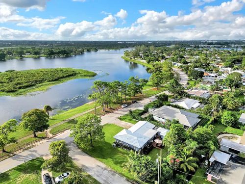 5574 Lake Osborne Dr, Lake Worth, FL, 33461-6054 | Card Image