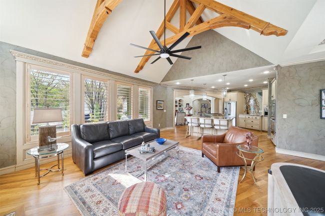 12315 14 Th St, House other with 3 bedrooms, 3 bathrooms and null parking in Jenks OK | Image 33