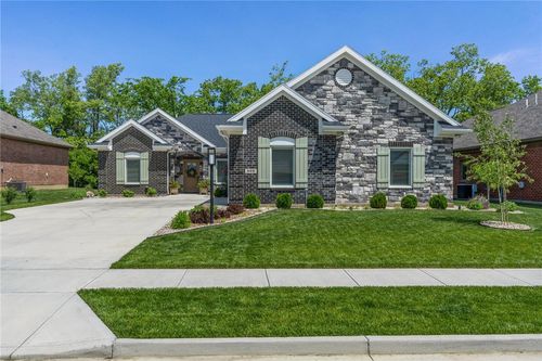 928 Millstone Dr, Tipp City, OH, 45371-2081 | Card Image