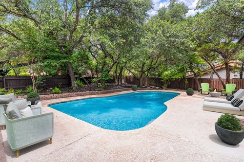 201 Timpanagos Dr, Lakeway, TX, 78734-4558 | Card Image