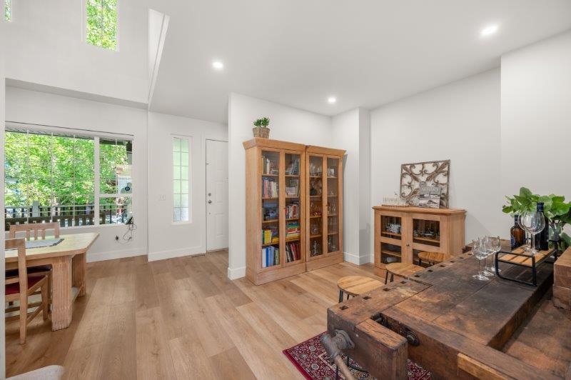 Residential in Maple Ridge 5