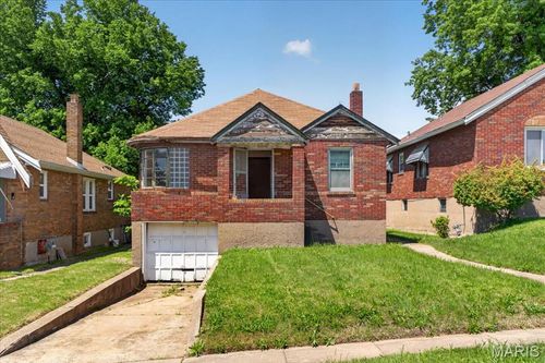 3023 Kemp Drive, Normandy, MO, 63121 | Card Image