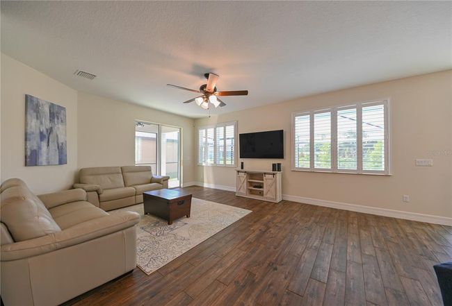 4808 Jackson Club Loop, House other with 4 bedrooms, 4 bathrooms and null parking in TAMPA FL | Image 10