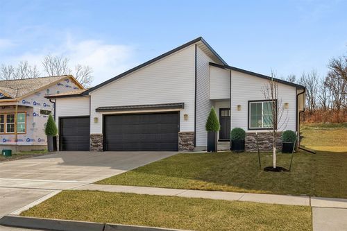 610 Nw Georgetown Dr, Waukee, IA, 50263-7591 | Card Image