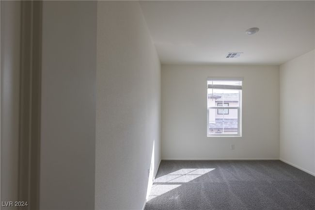 340 Summer Sparrow Ave, Townhouse with 3 bedrooms, 3 bathrooms and null parking in Henderson NV | Image 11