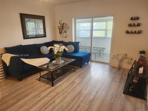 apt-206-1115 Lake Ter, Boynton Beach, FL, 33426-4239 | Card Image