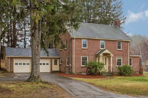1429 Main St, Holden, MA, 01520-1072 | Card Image