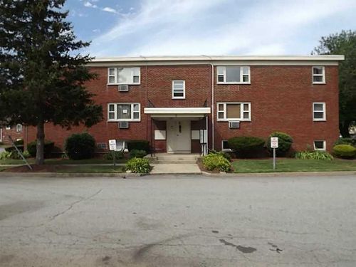 36-5 Garibaldi St, North Providence, RI, 02911-2477 | Card Image